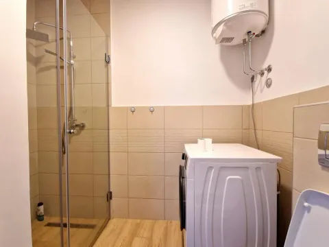 Izdavanje, jednosoban stan, 44m², Budva, Crna Gora - image 16