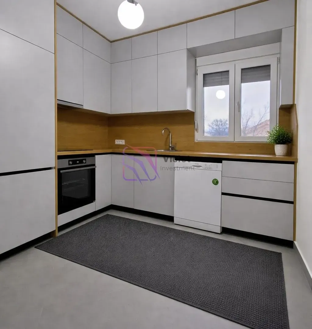 Rent, house, 200m², Gornja Gorica, Podgorica