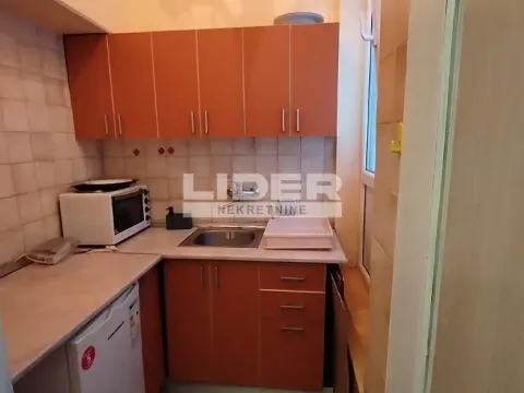 Prodaja, jednosoban stan, 32m², Stari Grad, Beograd - image 5