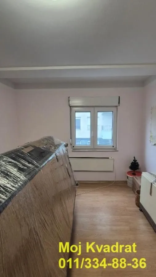 Prodaja, dvosoban stan, 37m², Đeram Pijaca, Beograd