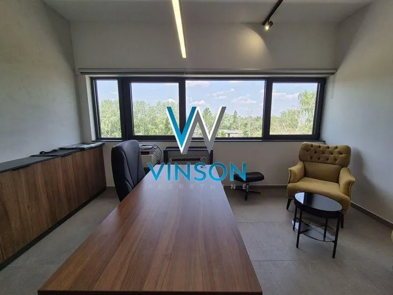 Rent, office space, 230m², Železnička Stanica, Novi Sad Sve Podlokacije