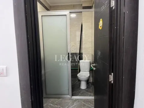 Izdavanje, poslovni prostor, 146m², Đeram Pijaca, Beograd - image 14