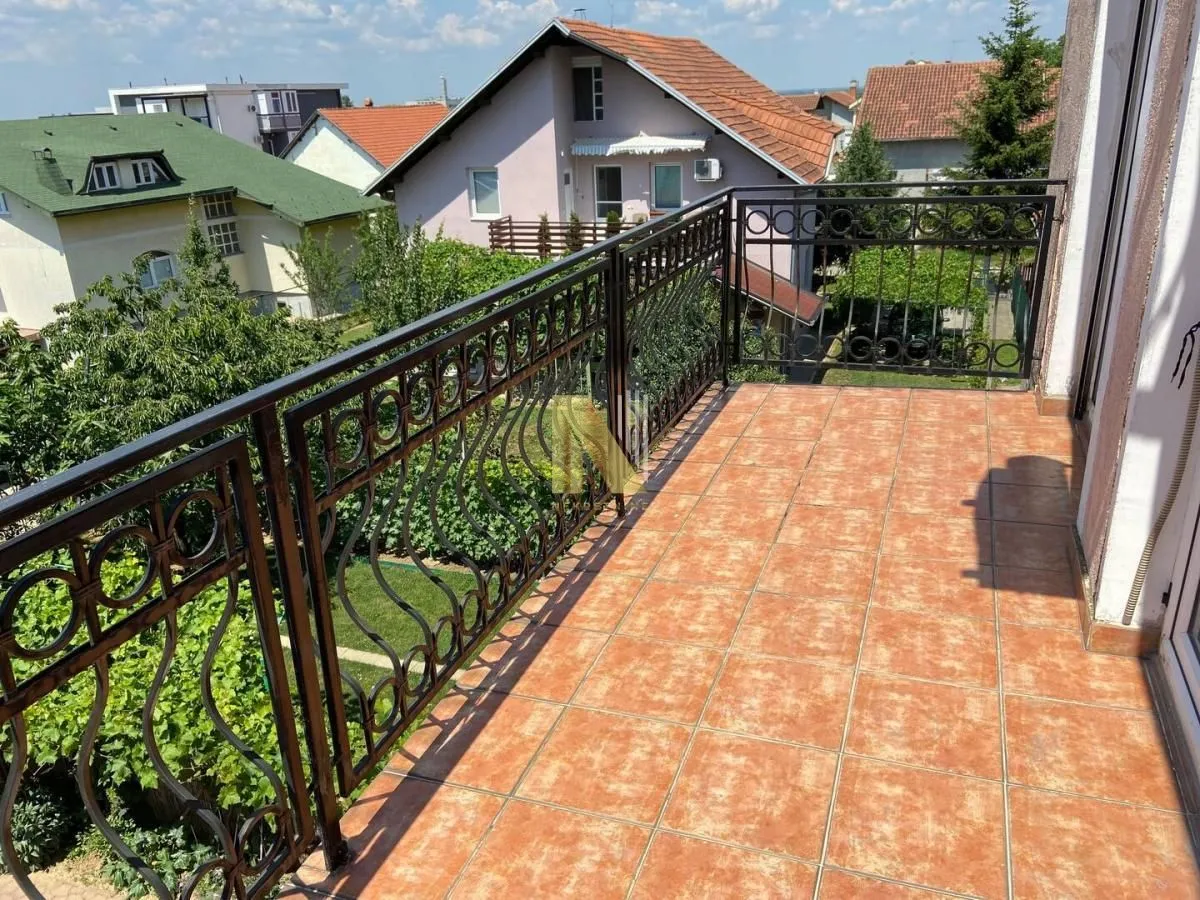 Sale, house, 296m², Sremska Kamenica, Petrovaradin