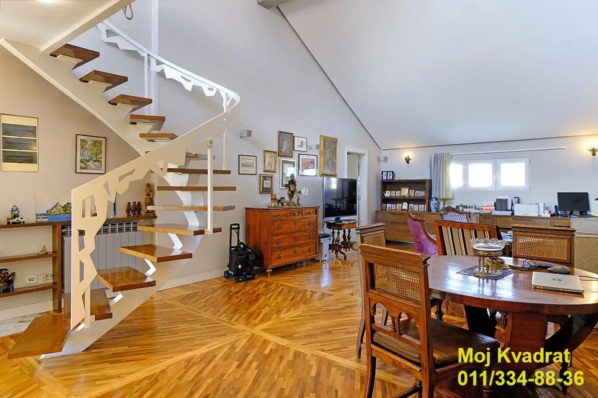 Sale, four bedroom apartment, 161m², Kalenić Pijaca, Vračar Sve Podlokacije