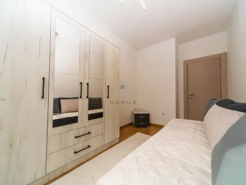 Rent, two bedroom apartment, 70m², Stara Varoš, Podgorica - image 17