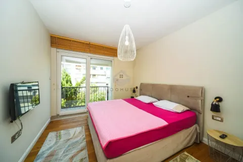 Izdavanje, dvosoban stan, 70m², Preko Morače, Podgorica - image 6