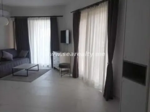 Rent, two bedroom apartment, 64m², Budva, Crna Gora - image 27