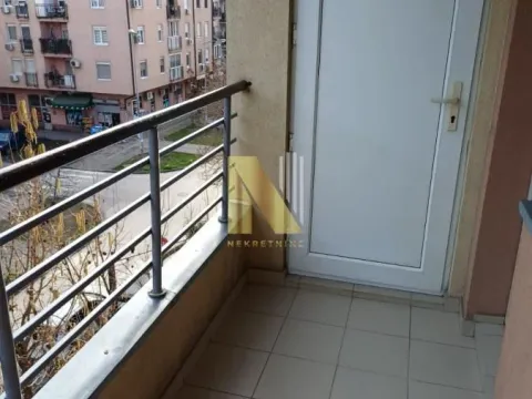 Rent, studio apartment, 26m², Detelinara, Novi Sad Sve Podlokacije - image 9