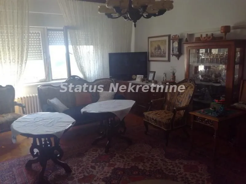 Prodaja, kuća, 459m², Petrovaradin, Novi Sad