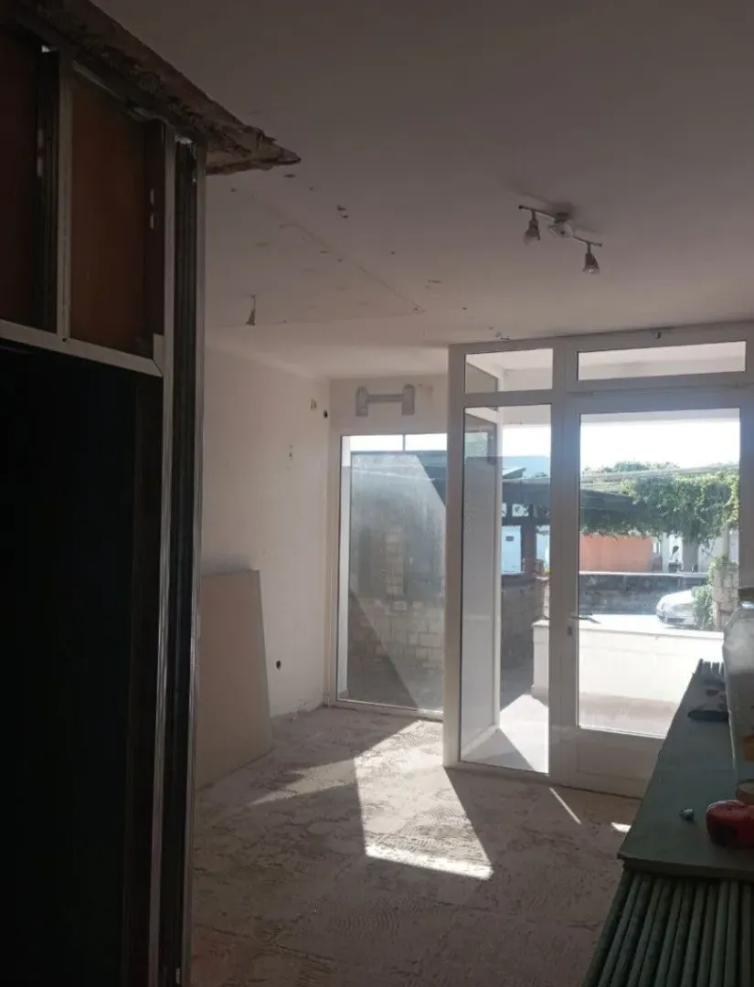Rent, office space, 110m², Đenovići, Herceg Novi