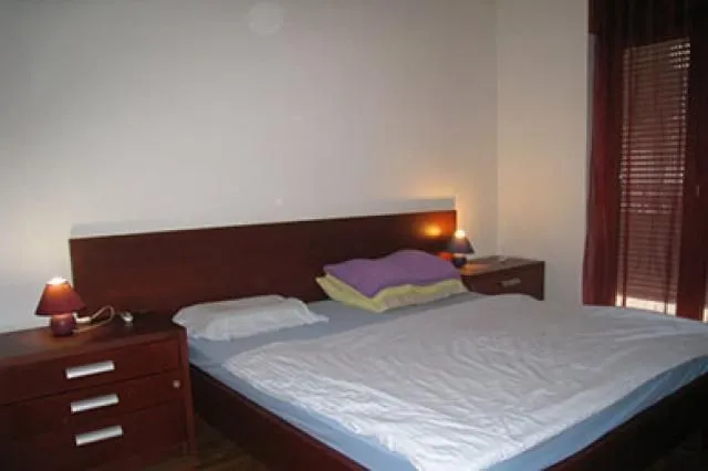 Rent, four bedroom apartment, 136m², Savski Venac, Beograd