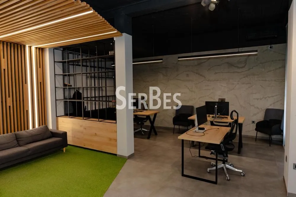 Sale, office space, 288m², Grbavica, Novi Sad Sve Podlokacije