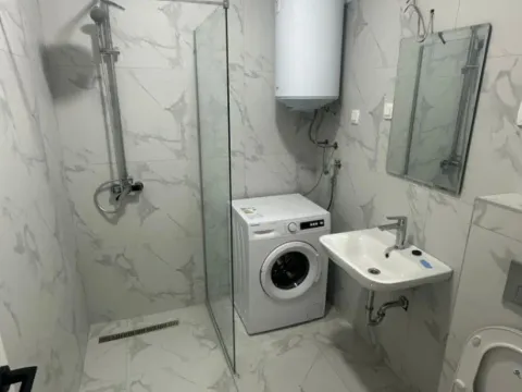 Izdavanje, garsonjera, 30m², Stara Varoš, Podgorica - image 5