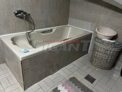 Prodaja, trosoban stan, 80m², Stari Grad, Beograd - image 13