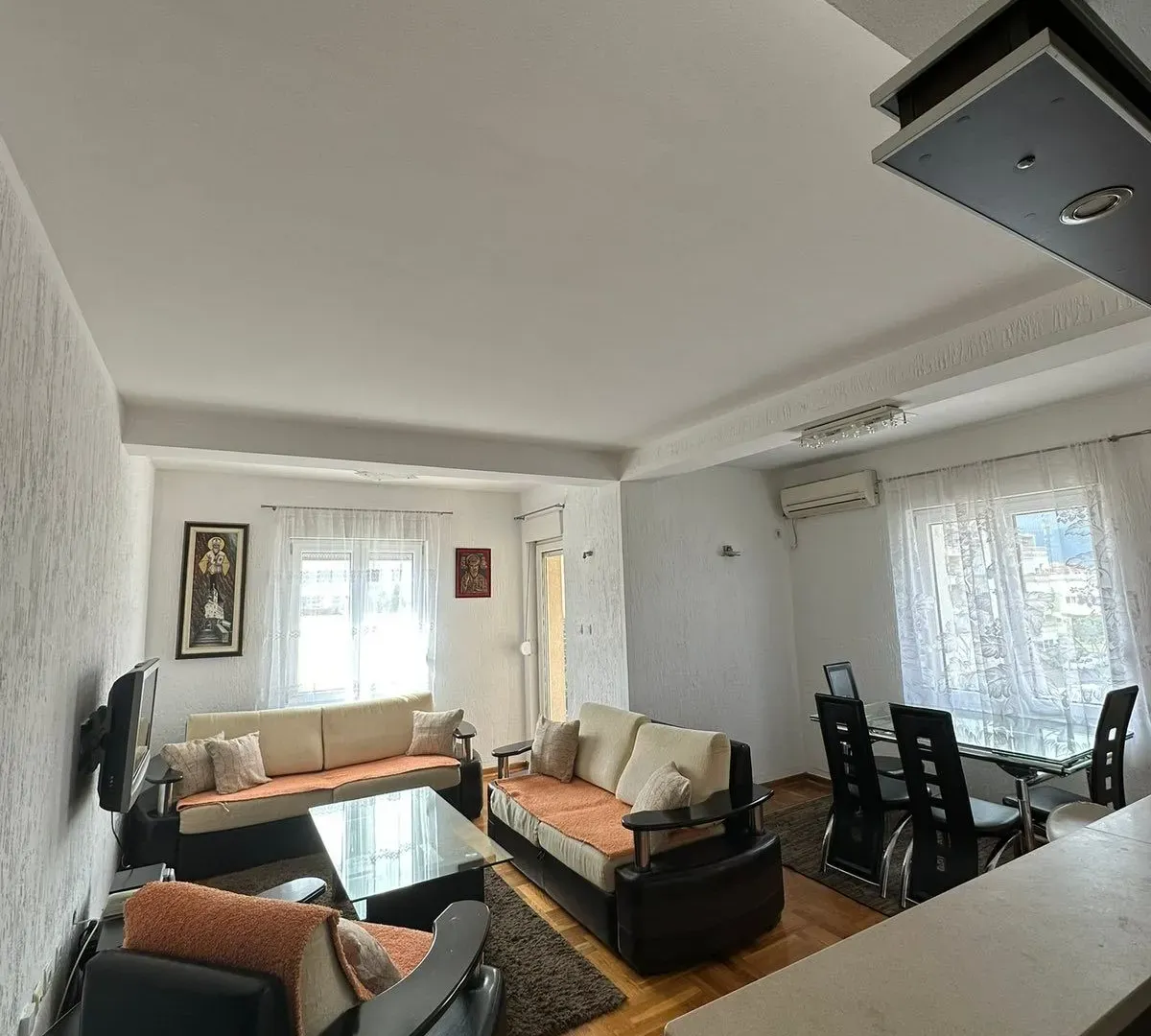 Izdavanje, stan, 54m², Stari Aerodrom, Podgorica