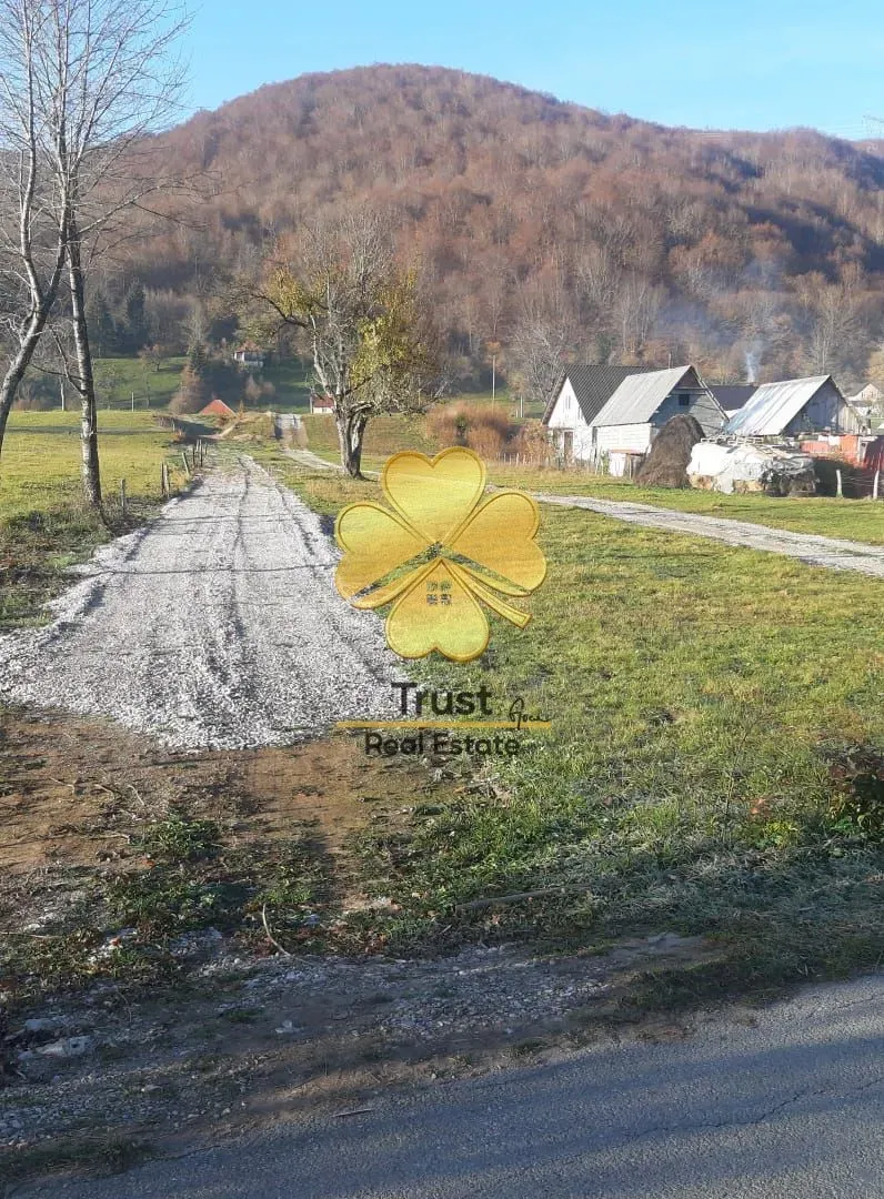 Prodaja, plac, 700m², Drijenak, Kolašin