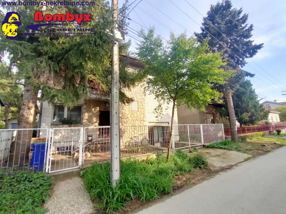 Prodaja, kuća, 241m², Sremska Kamenica, Petrovaradin