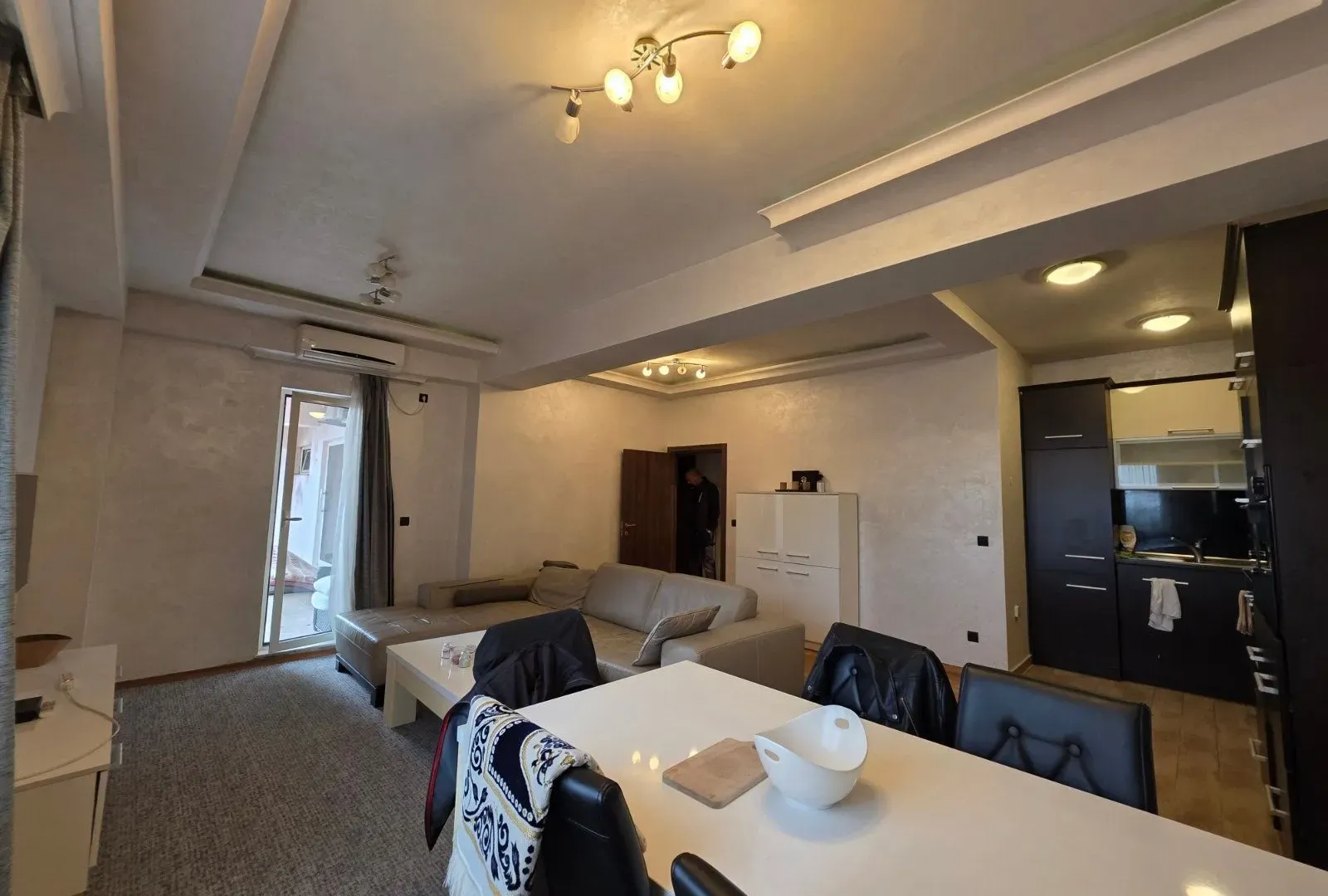 Prodaja, dvosoban stan, 80m², Budva, Crna Gora