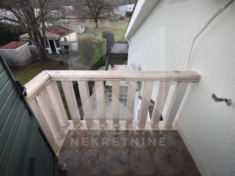 Prodaja, kuća, 370m², Zabjelo, Podgorica - image 38