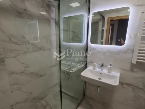 Izdavanje, jednosoban stan, 45m², City Kvart, Podgorica - image 6