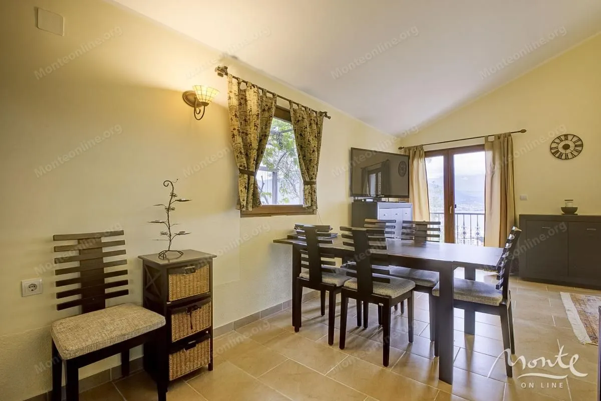 Prodaja, kuća, 162m², Bijela, Herceg Novi