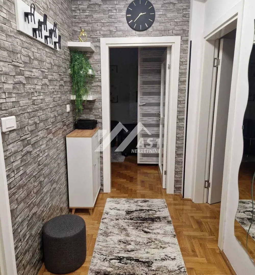 Izdavanje, dvosoban stan, 55m², Novi Sad Sve Podlokacije, Novi Sad