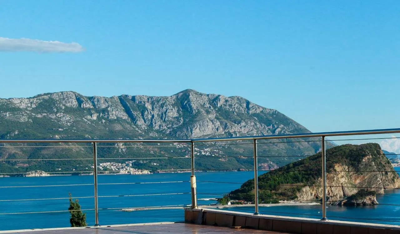 Sale, three bedroom apartment, 129m², Vidikovac, Budva