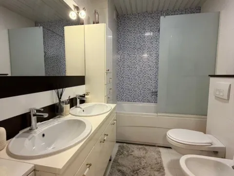 Prodaja, trosoban stan, 119m², City Kvart, Podgorica - image 23