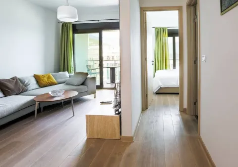 Rent, one bedroom apartment, 52m², Centar, Budva - image 1