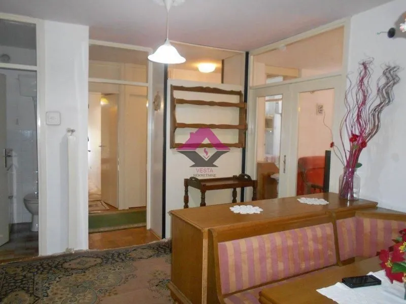 Izdavanje, trosoban stan, 75m², Cerak, Beograd