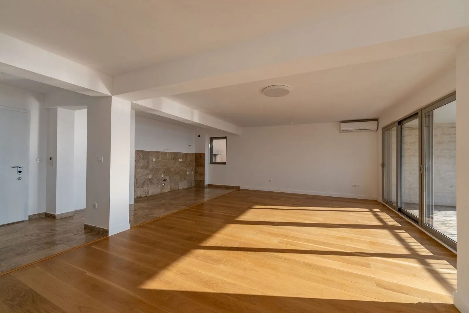 Prodaja, trosoban stan, 160m², Pržno, Budva