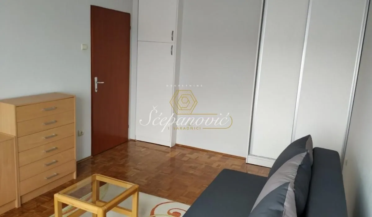 Prodaja, dvosoban stan, 63m², Grbavica, Novi Sad Sve Podlokacije