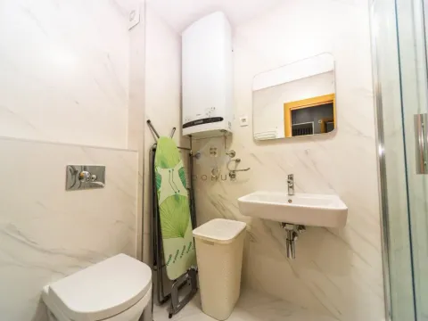 Izdavanje, jednosoban stan, 47m², New City, Podgorica - image 9