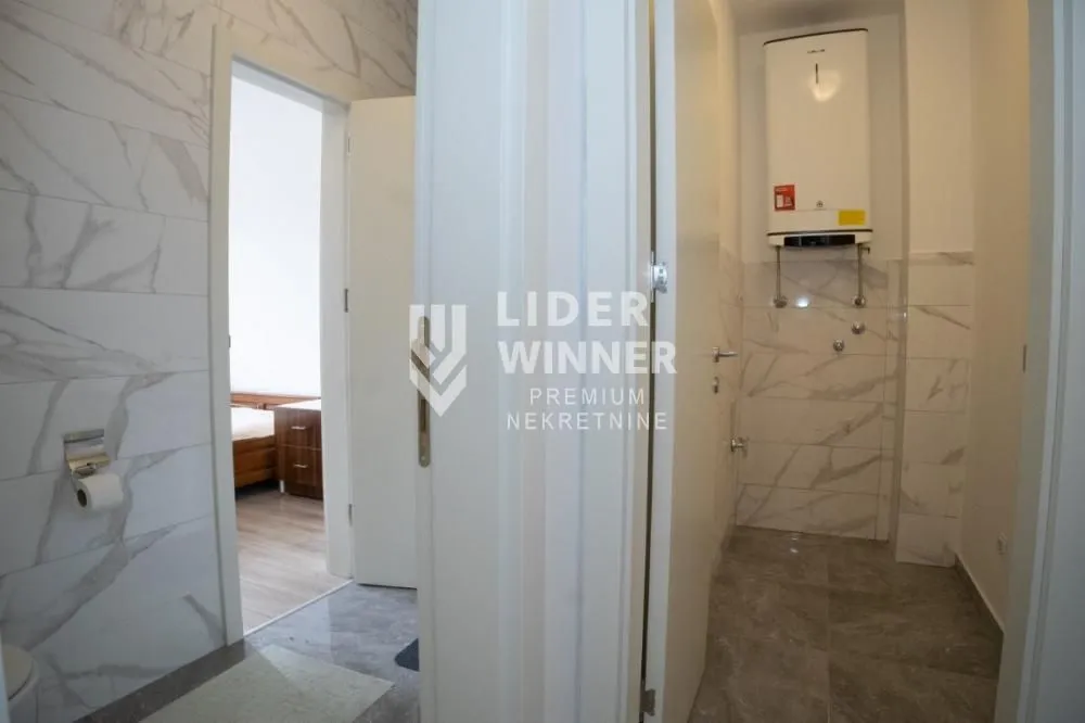 Sale, three bedroom apartment, 70m², Resnik, Beograd