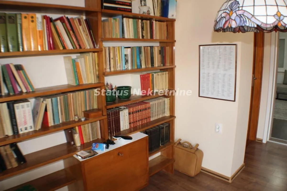 Prodaja, kuća, 307m², Sremska Kamenica, Petrovaradin