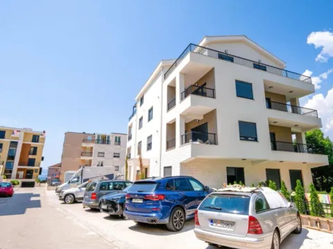 Sale, two bedroom apartment, 93m², Donja Lastva, Tivat - image 11
