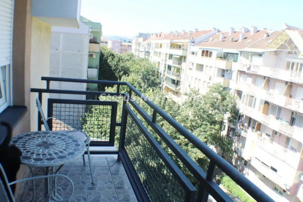 Prodaja, dvosoban stan, 59m², Grbavica, Novi Sad Sve Podlokacije