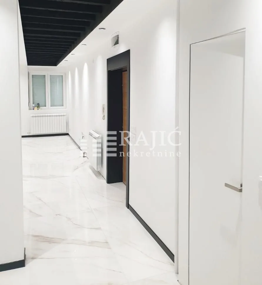 Rent, office space, 66m², Vračar Sve Podlokacije, Beograd