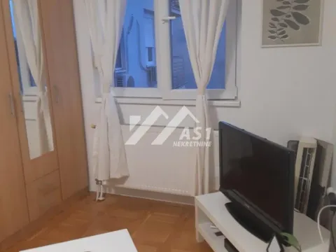 Izdavanje, stan, 28m², Rotkvarija, Novi Sad Sve Podlokacije - image 3