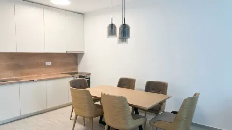 Rent, one bedroom apartment, 57m², Bečići, Budva - image 6