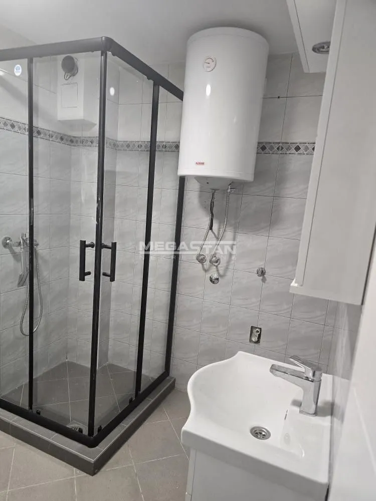 Rent, two bedroom apartment, 57m², Čukarica, Beograd