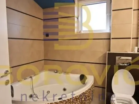 Izdavanje, stan, 150m², Senjak, Beograd - image 15