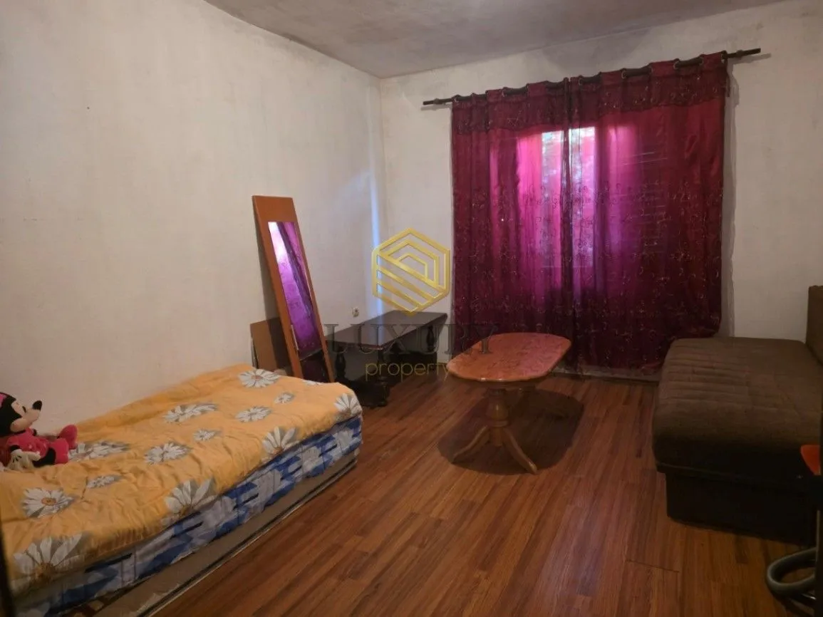 Prodaja, kuća, 83m², Rogami, Podgorica