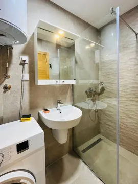 Rent, two bedroom apartment, 56m², Bečići, Budva - image 7