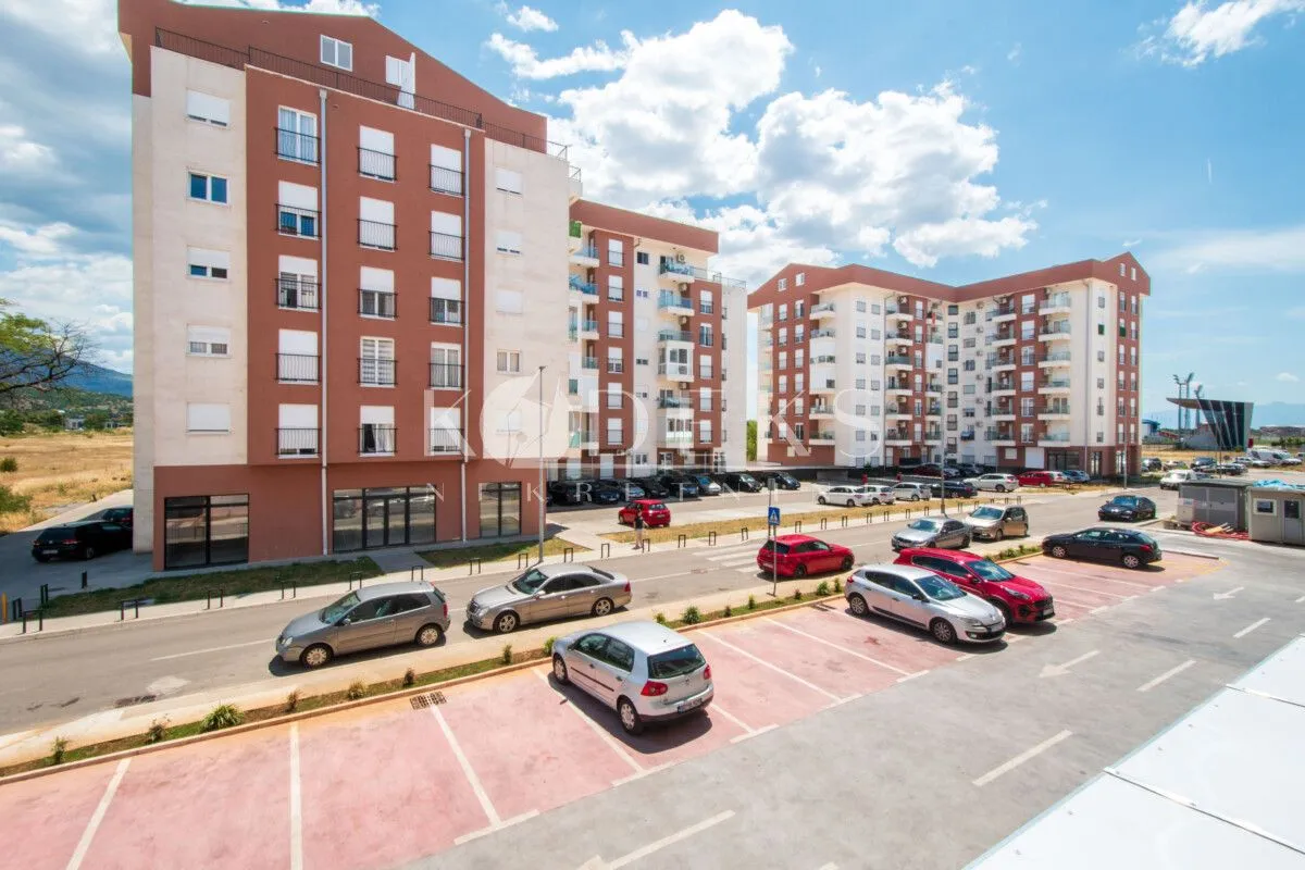 Rent, one bedroom apartment, 42m², Stari Aerodrom, Podgorica