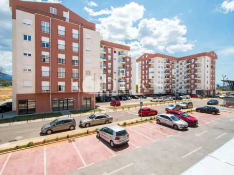 Rent, one bedroom apartment, 42m², Stari Aerodrom, Podgorica - image 7