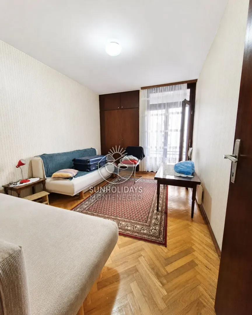 Sale, one bedroom apartment, 60m², Centar, Bar
