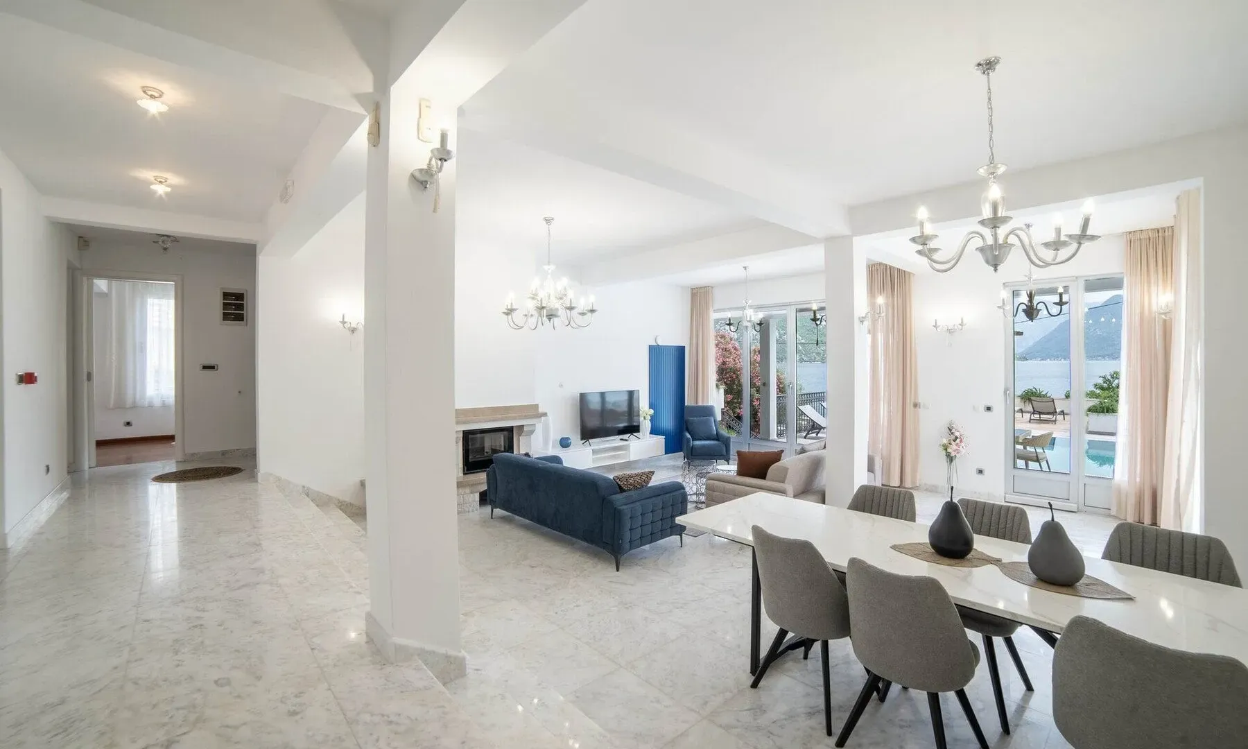 Prodaja, kuća, 405m², Strp, Kotor