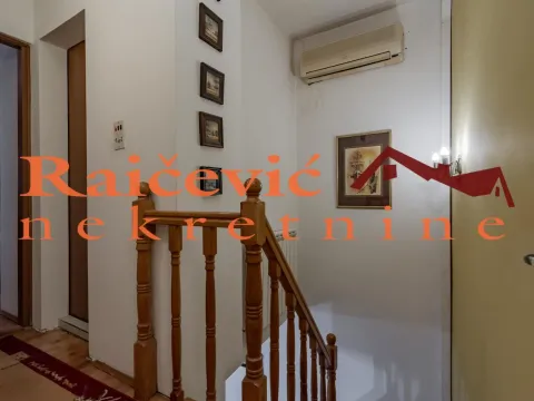 Prodaja, kuća, 85m², Stari Grad, Beograd - image 11