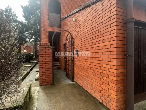 Sale, house, 200m², Bezanijska Kosa 1, Bežanijska Kosa Sve Podlokacije - image 5